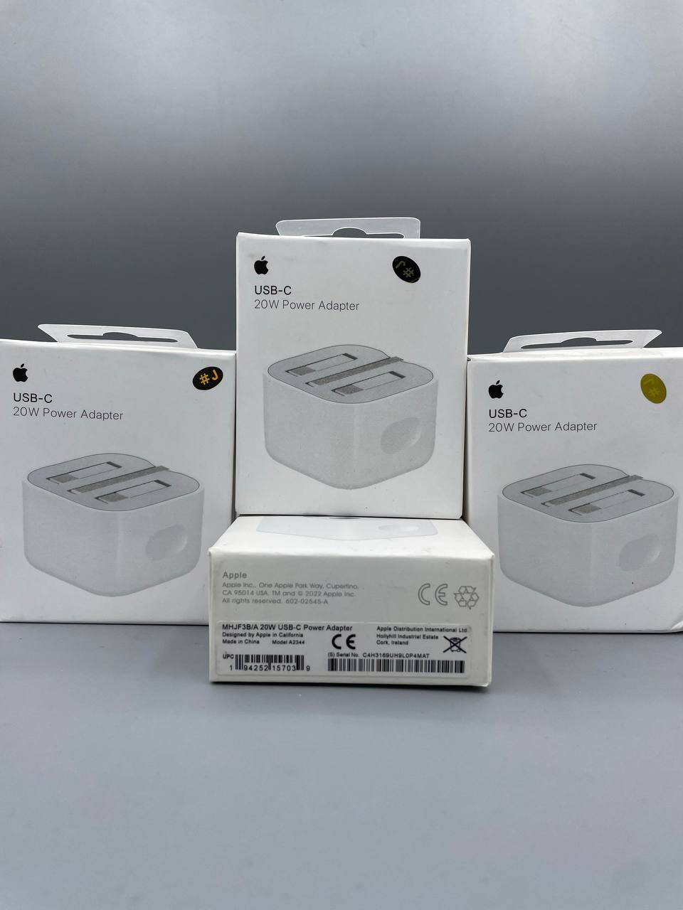 شارژر آیفون 20 وات B/A APPLE 20W USB-C Power Adapter (12 پین) اورجینال